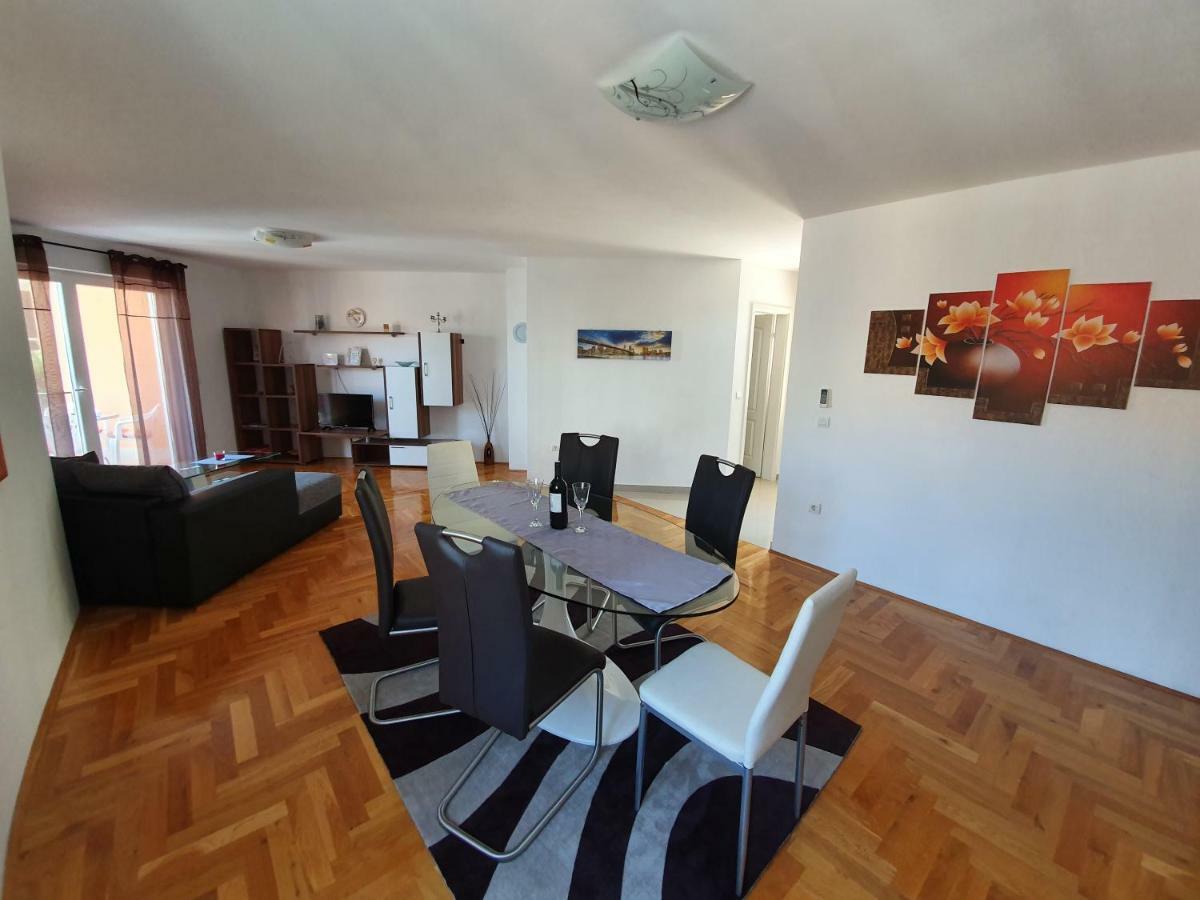 Apartman Dubravka 1 Ловран Экстерьер фото