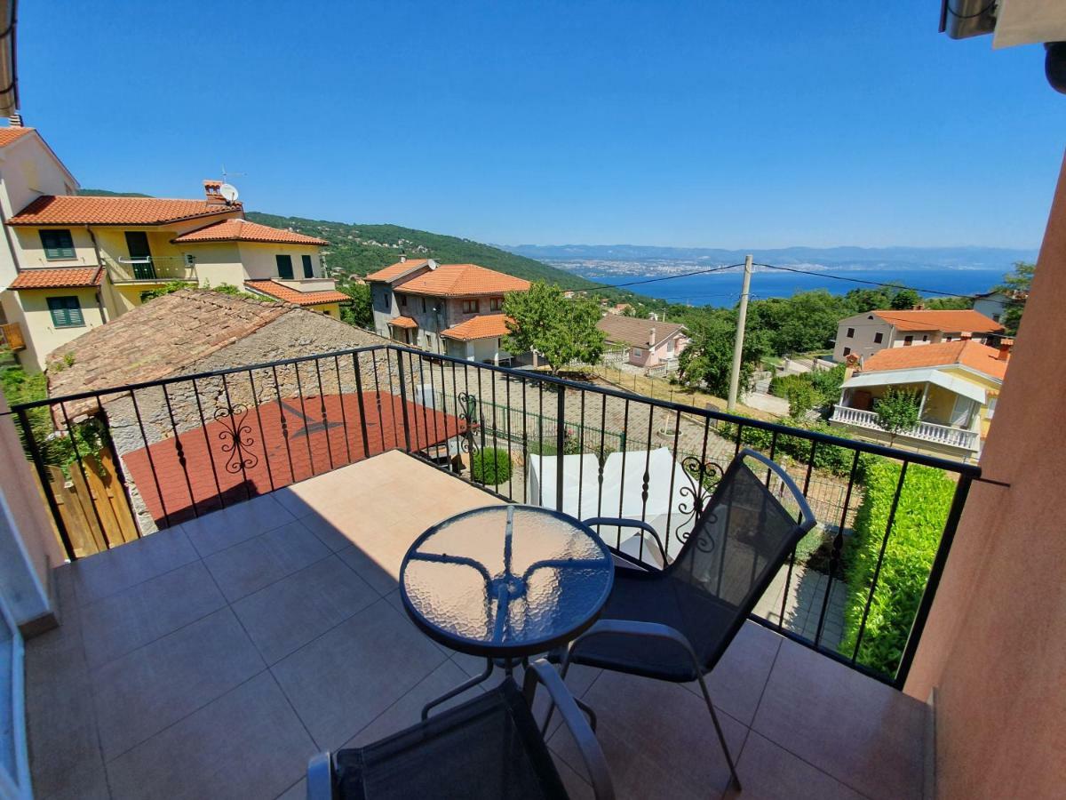 Apartman Dubravka 1 Ловран Экстерьер фото